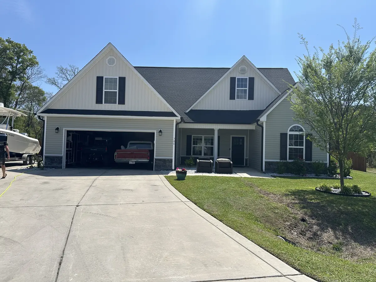 Metal building exterior wash in Sneads Ferry, NC